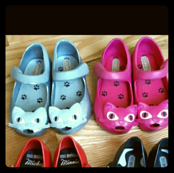 Mini Melissa Other - MINI MELISSA Cat silver or pink kitty size 8